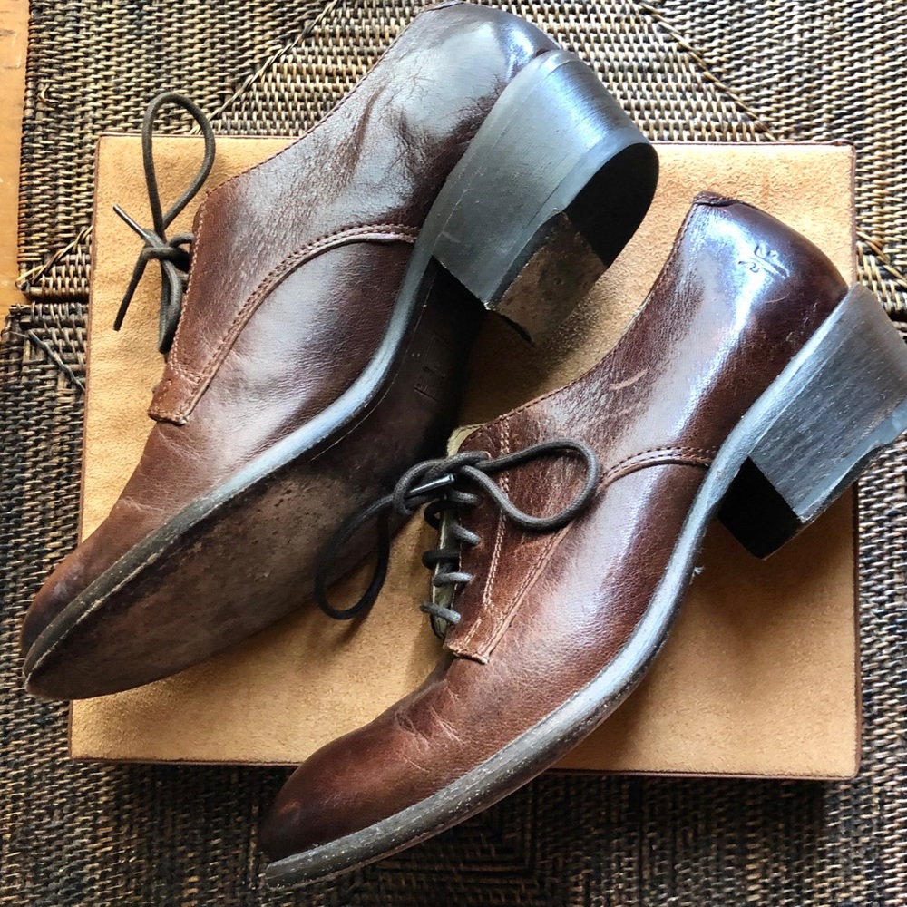 Frye Dark Brown Leather Lace-Up Heeled Oxfords
